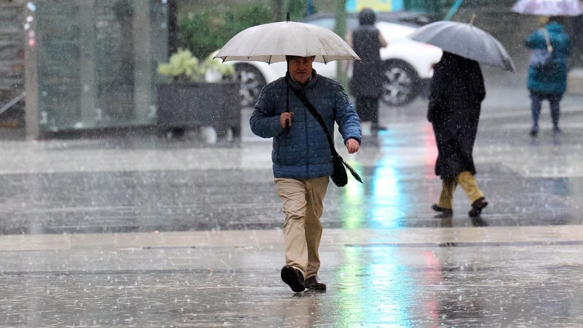 Archivo - Lluvia en Santander