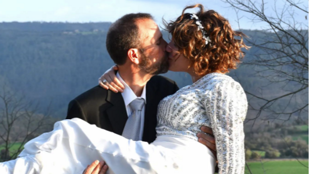 El exobispo de Solsona Xavier Novell se casa por la Iglesia con la escritora Silvia Caballol