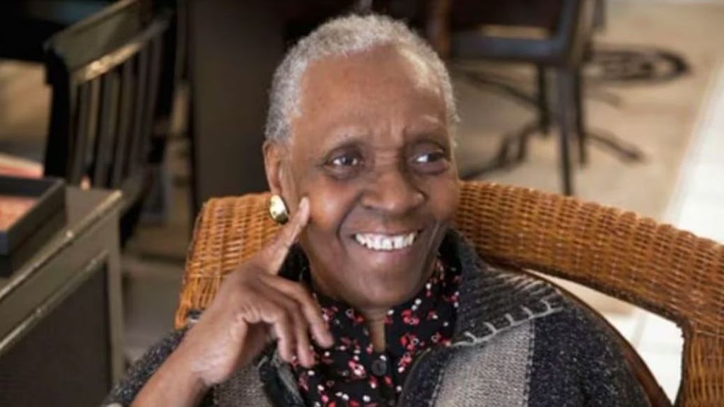 La escritora guadalupeña Maryse Condé ha muerto la noche del lunes a la edad de 90 años, en el hospital Apt, en Vaucluse, Francia.