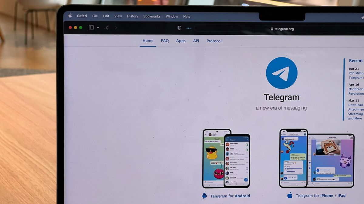 telegram ordenador unsplash