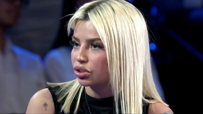 Gabriela cuenta el motivo por el que no quiere ir con Álex como pareja