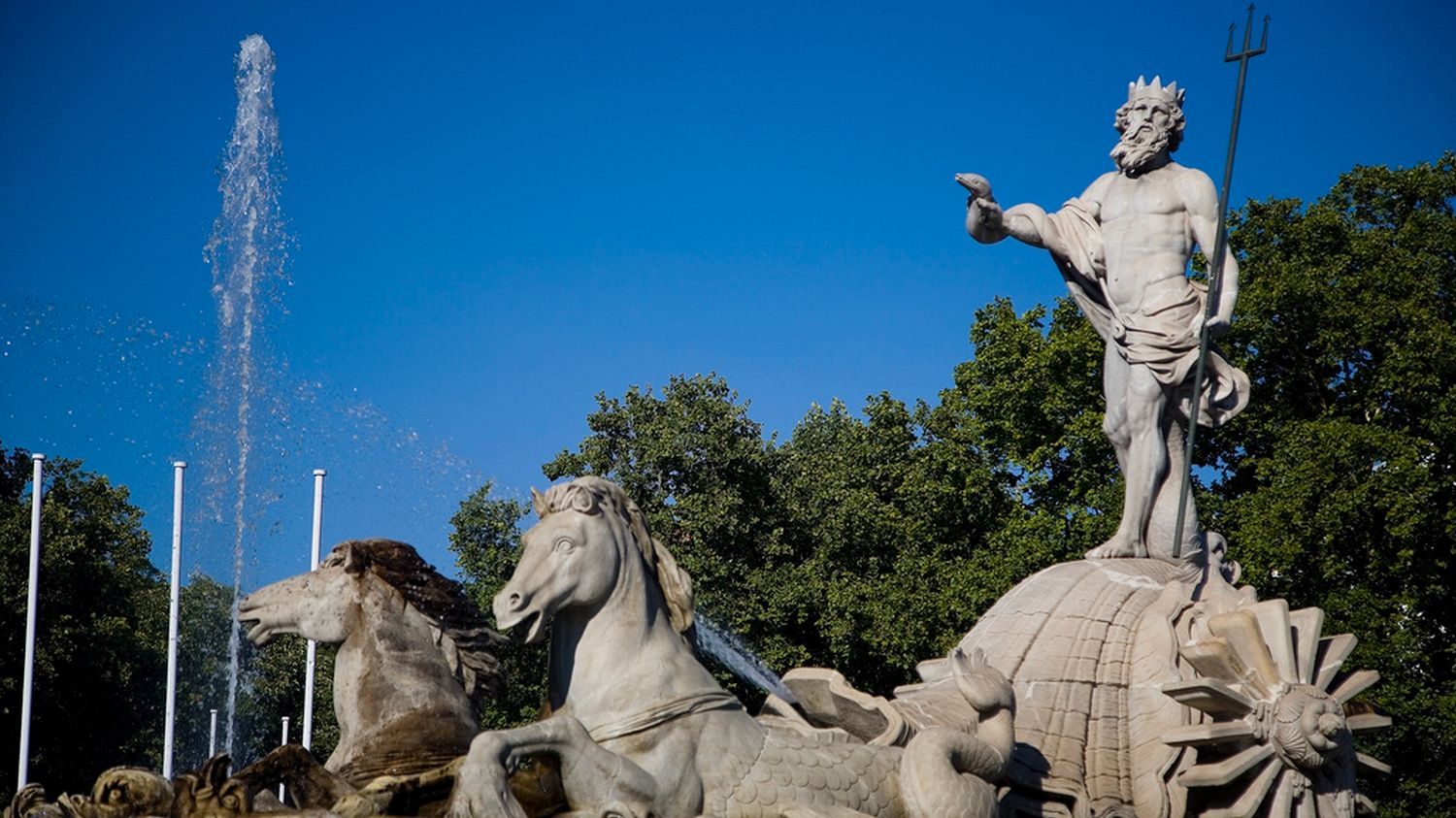 100.000 euros para mejorar la madrileña fuente de Neptuno: las obras comenzarán en septiembre