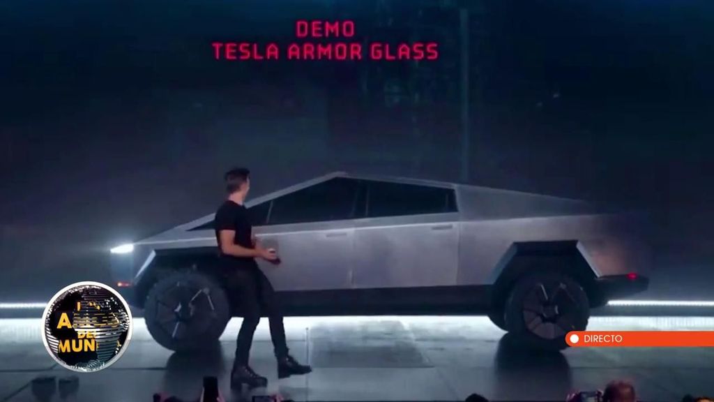 Qué es el cybertruck de Tesla y por qué no se pude conducir en España