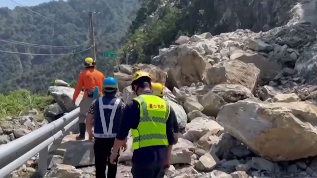 Continúa en Taiwán la búsqueda de más de un centenar de desaparecidos por el terremoto