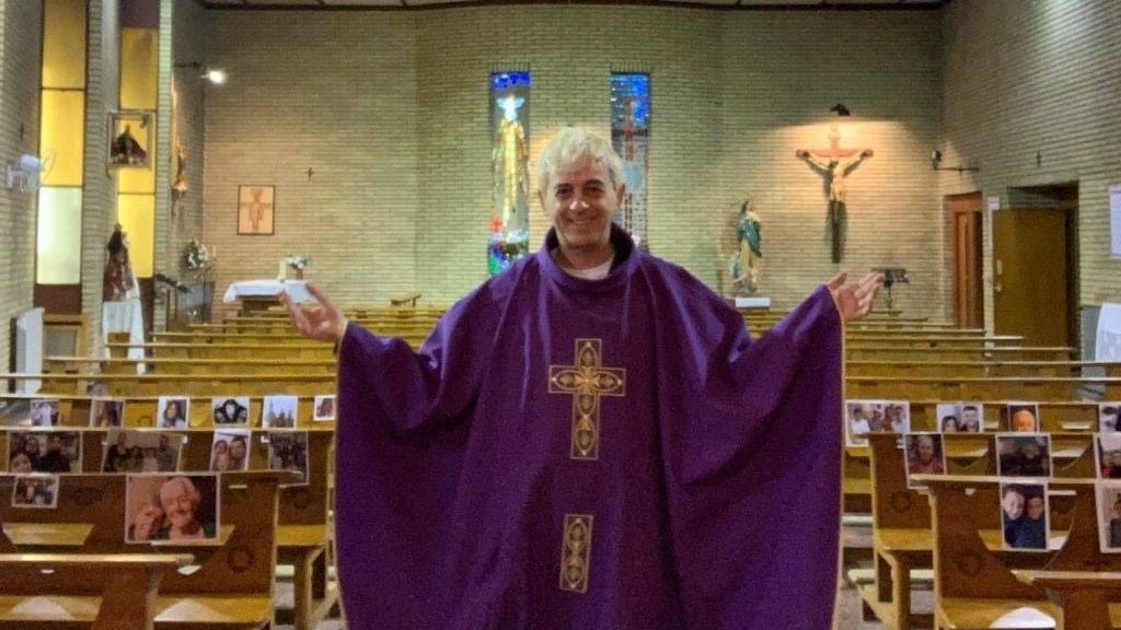 Sacerdote Javier Sánchez