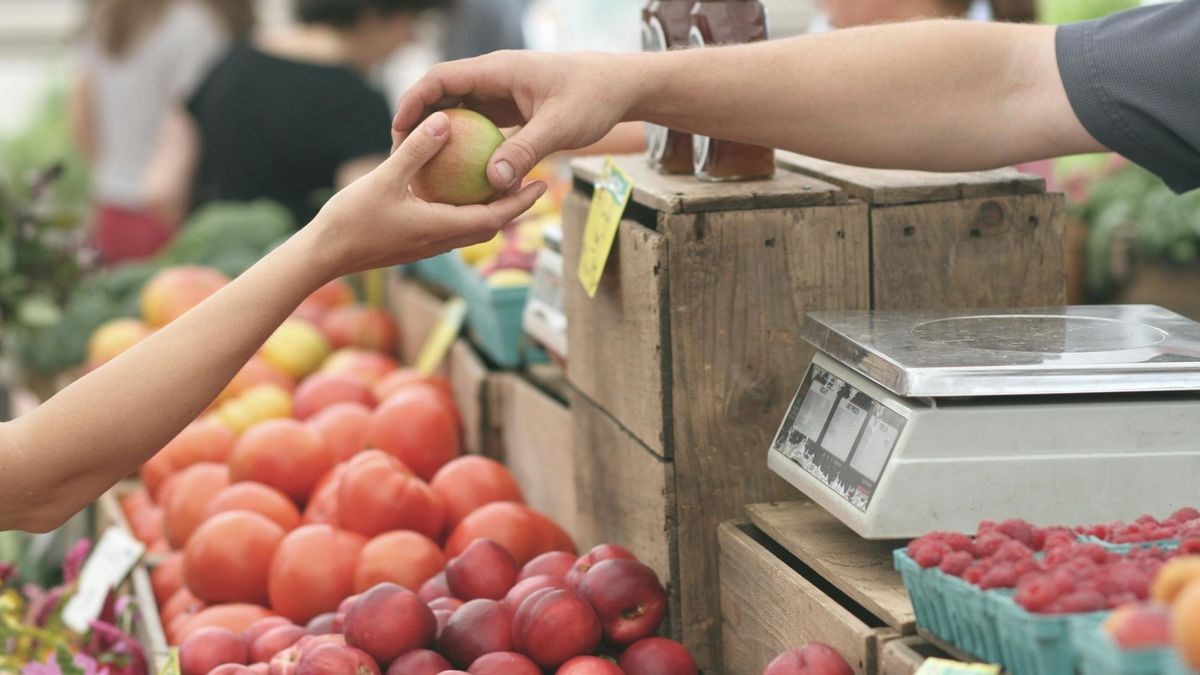 El precio de algunas frutas se ha disparado en el úlltimo mes