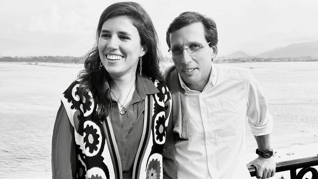 La historia de amor de José Luis Martínez-Almeida y Teresa Urquijo