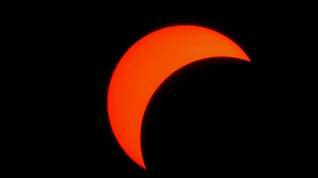 El eclipse solar comienza a ser visible en América y podrá verse desde Galicia y las Islas Canarias