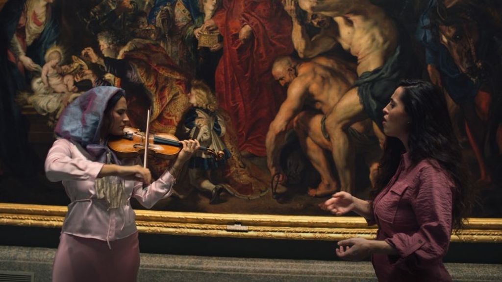 Silvia Pérez Cruz y la violinista en '313 El Pardo'