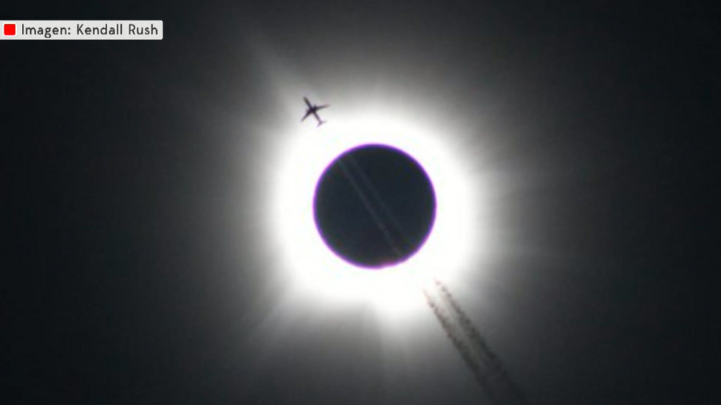 Así se vio en el cielo el eclipse solar total: atravesó Norteamérica diagonalmente y duró cinco horas