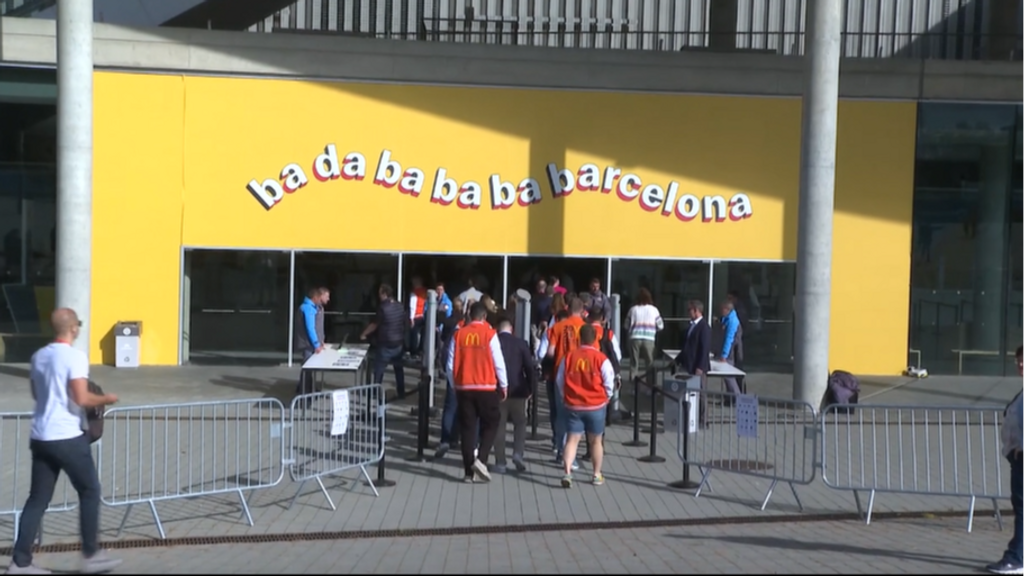 14.000 empleados de McDonald’s acuden a la primera convención fuera de Norteamérica, celebrada en Barcelona