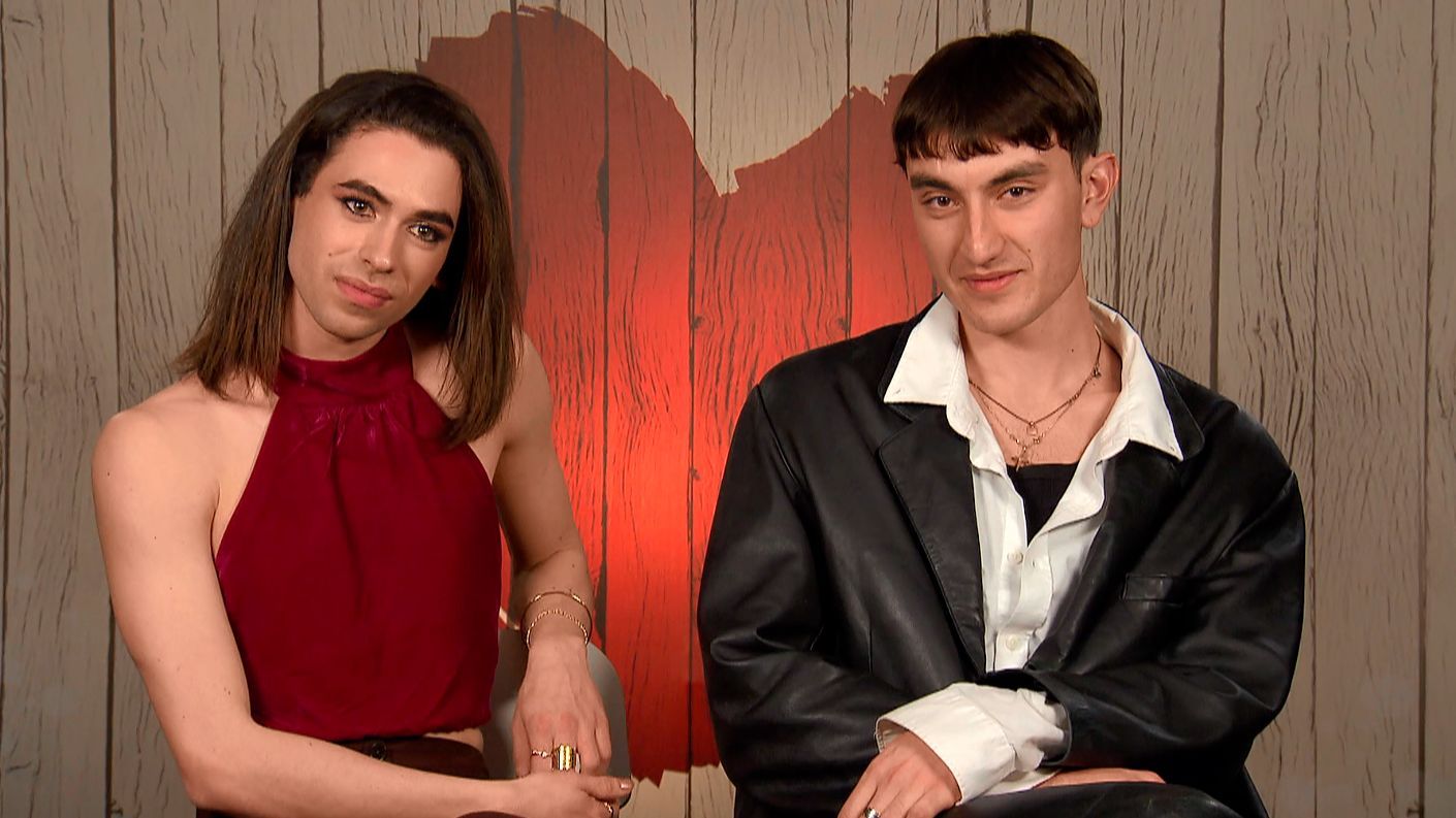 Guillem y Henry durante su cita en 'First Dates'