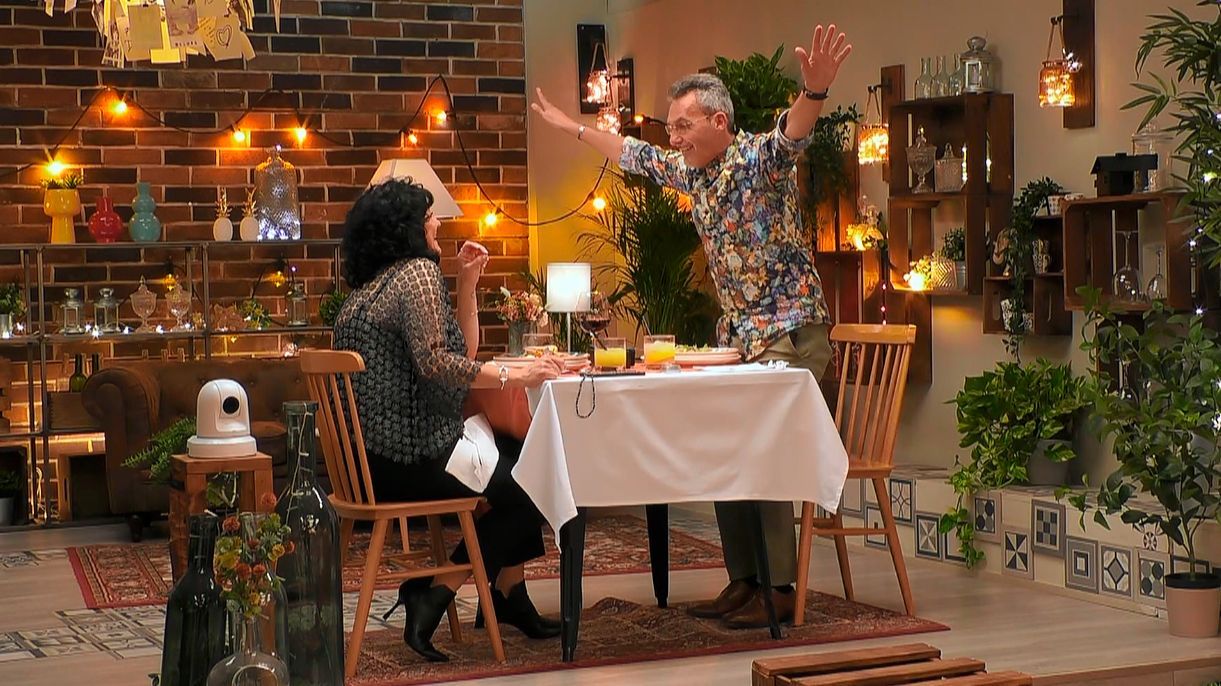 Elena y José Luis durante su cita en 'First Dates'