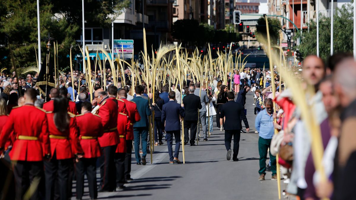 Procesión de Las Palmas de Semana Santa en Elche