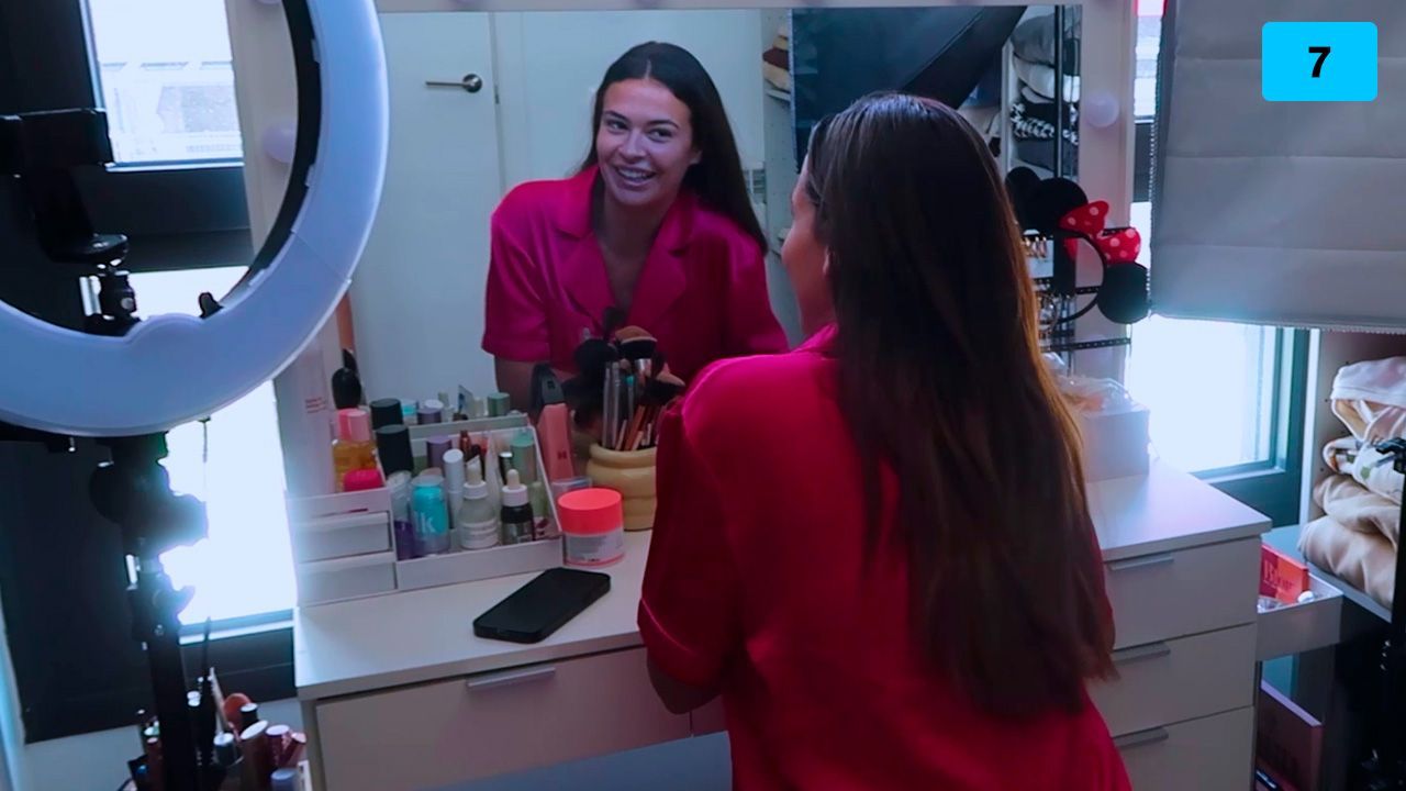 Tania Déniz y Ana Nicolás abren las puertas de su casa en común (2/2)