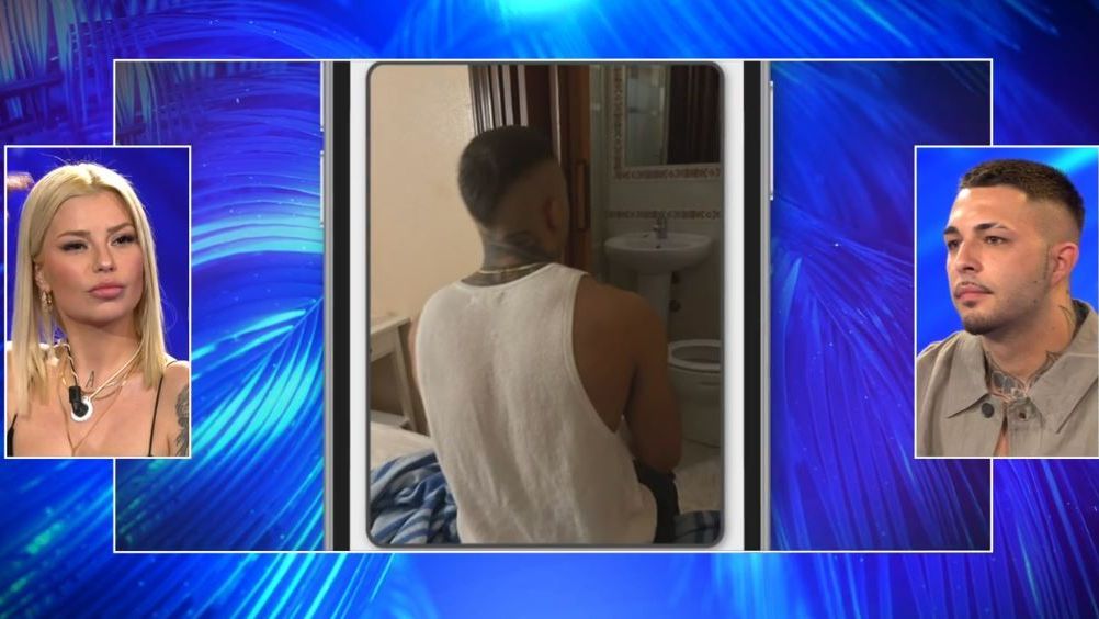 Foto de la prueba de que Álex estuvo en la habitación acompañado