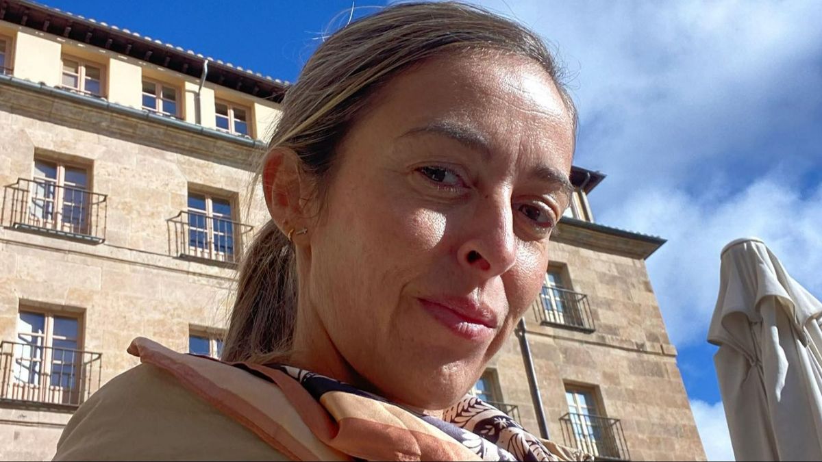 María Amores, mujer de Ion Aramendi, enseña el resultado tras su abdominoplastia