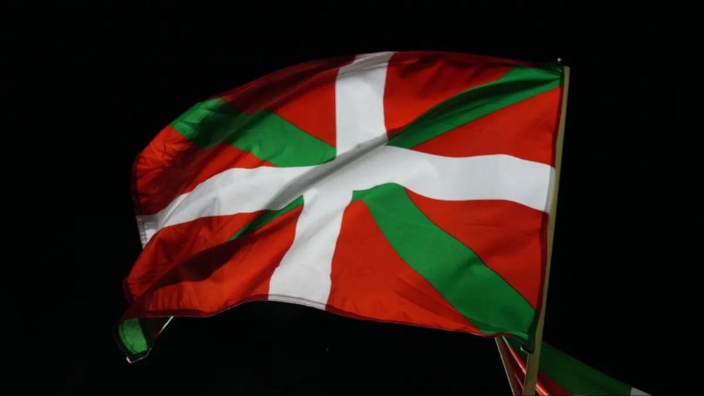 La bandera de País Vasco
