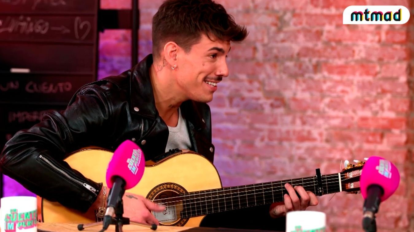 Luitingo le compone una canción a Jessica Bueno y la canta en primicia: "La letra es tan bonita" - Un cuento imperfecto
