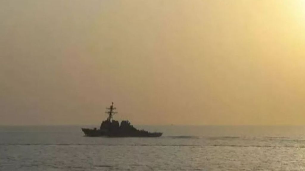 Irán intercepta un carguero vinculado a Israel en el golfo de Omán