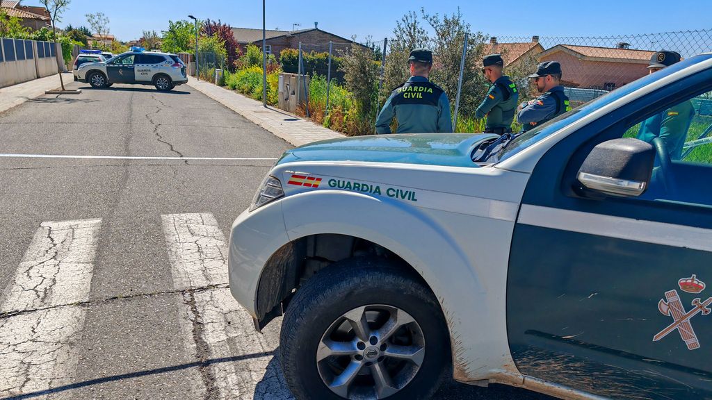 La Guardia Civil de Guadalajara investiga el hallazgo de tres cadáveres con signos de violencia en Chiloeches
