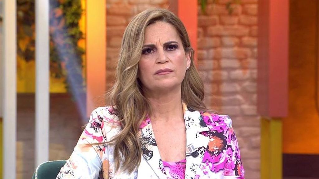 Pepi Valladares cuenta las veces que Isabel Pantoja ha estado a punto de no salir al escenario: "Se enfadaba y decía que no"