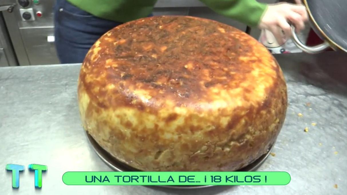 Una de las tortillas de patata más grande de España