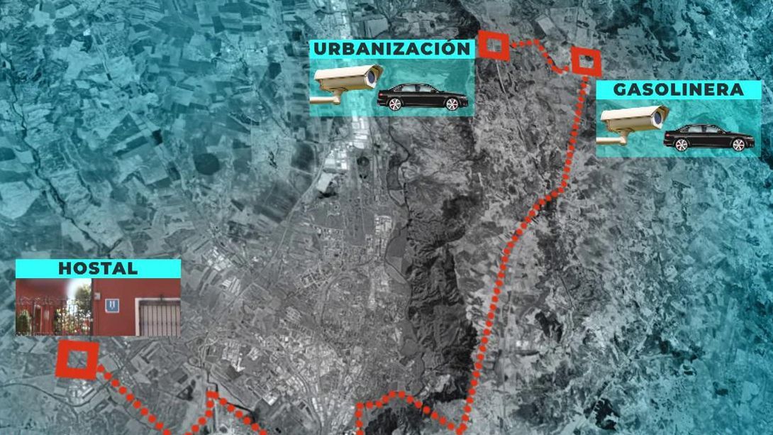 Las cámaras de seguridad captaron cómo salía el coche de la madre de David después de presuntamente cometer el crimen