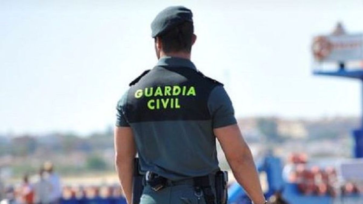 Se estudia pagar 1.200 euros a los agentes de la Guardia Civil que renuncien a sus vacaciones