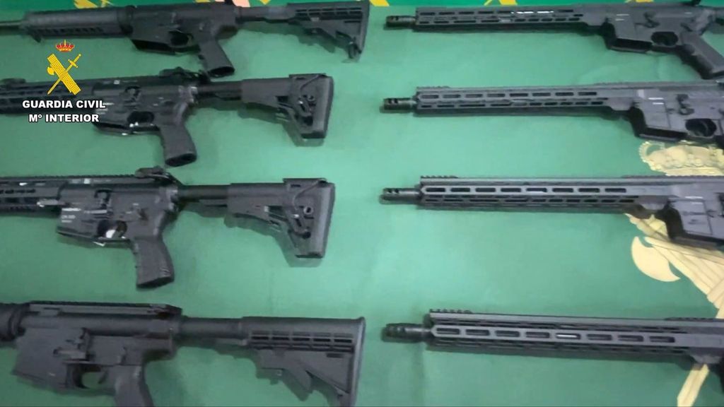 Desarticulado en Málaga y Granada un entramado de compraventa de armas destinado al narcotráfico con 16 detenidos