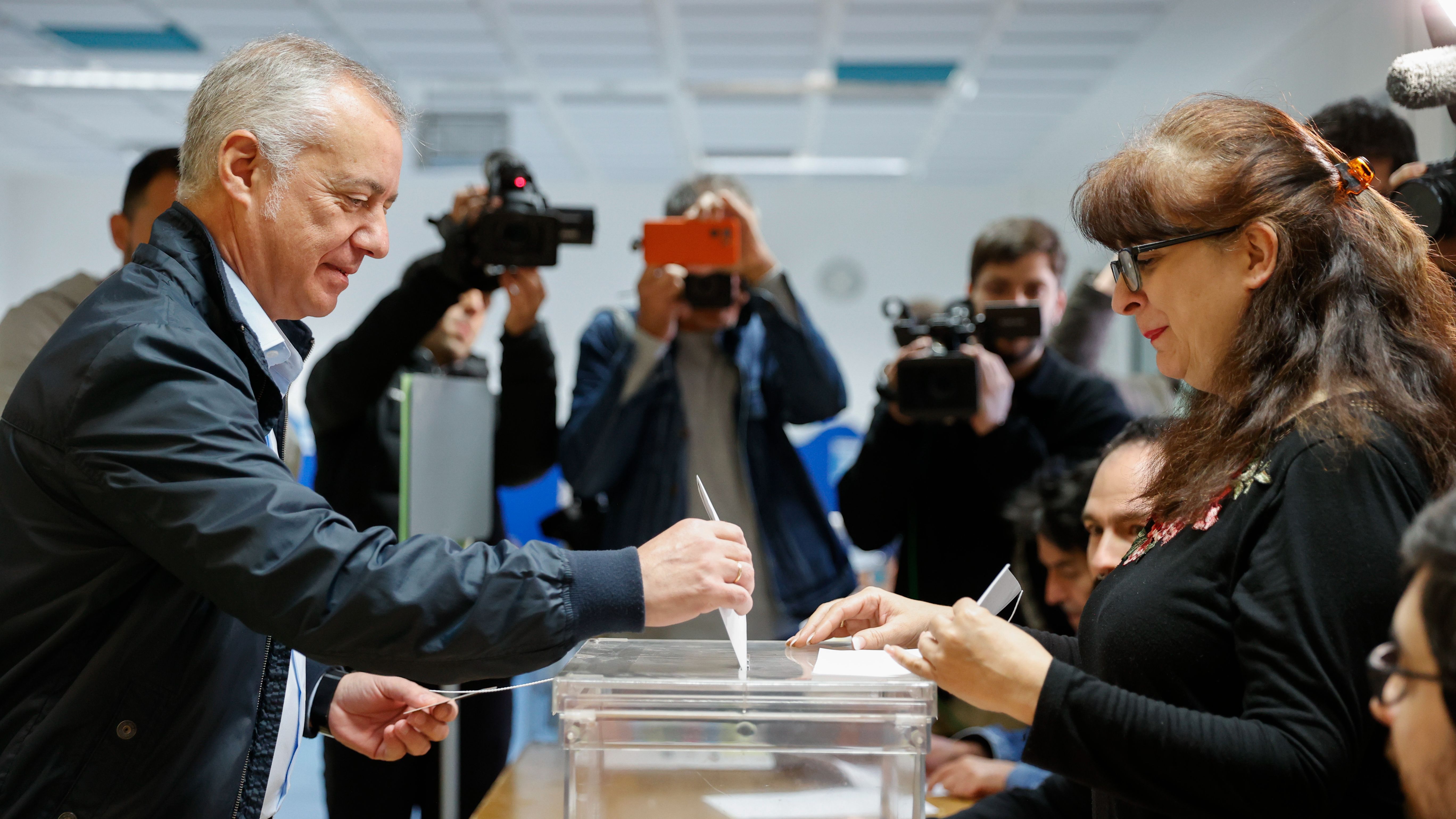 Comienzan las votaciones en Euskadi en unas elecciones marcadas por el duelo PNV-Bildu