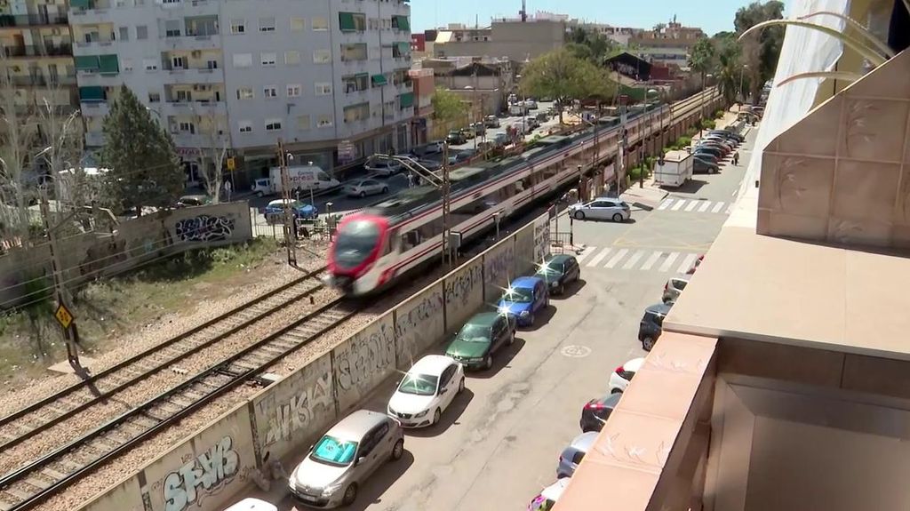 El ruido, un tormento para muchos vecinos en Barcelona: "Hay gente que duerme en la cocina"