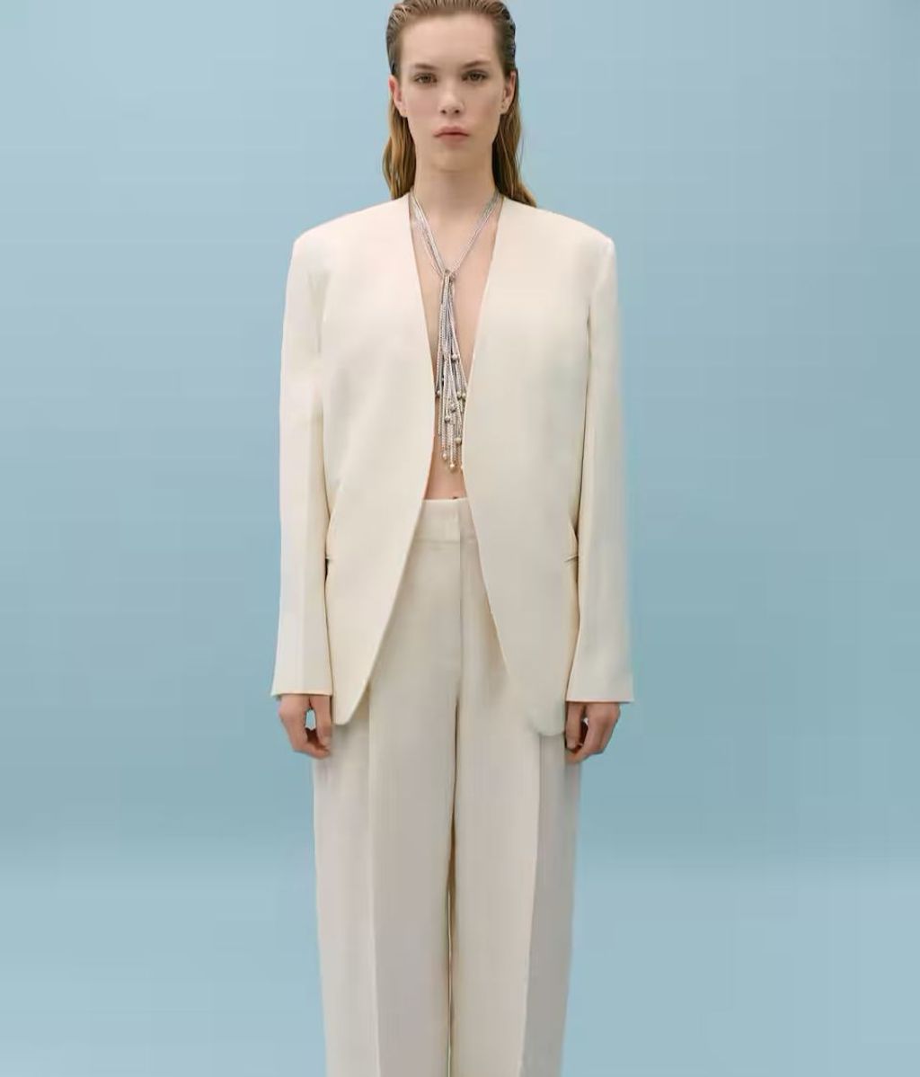 Traje de Victoria Beckham para Mango