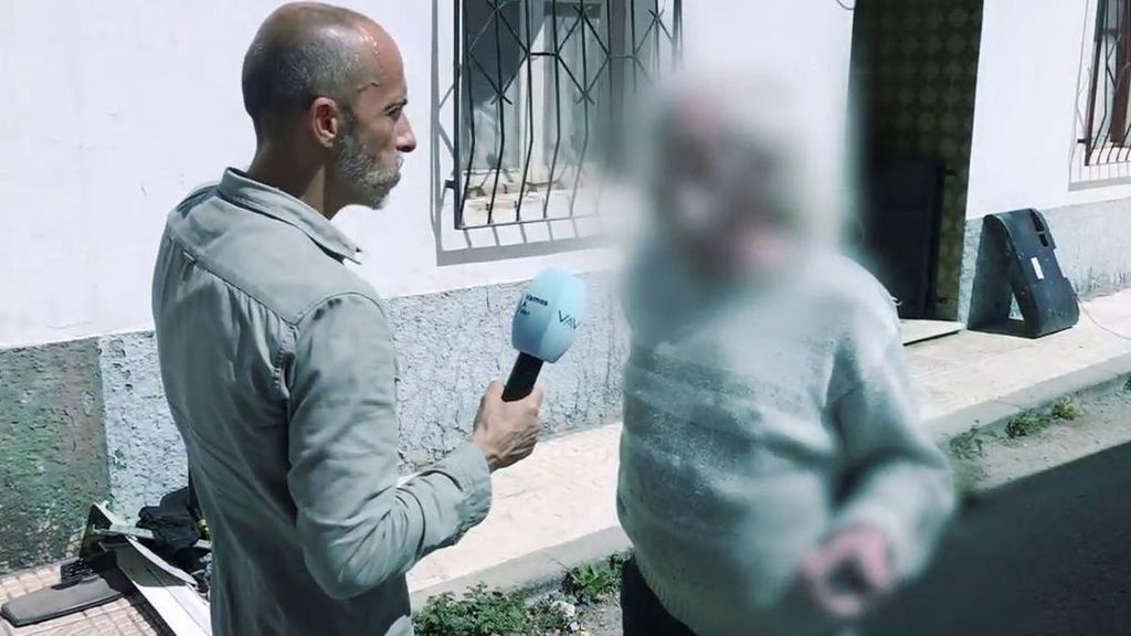 Hablamos con el hombre que recogía animales para dejarlos morir de hambre en Almería
