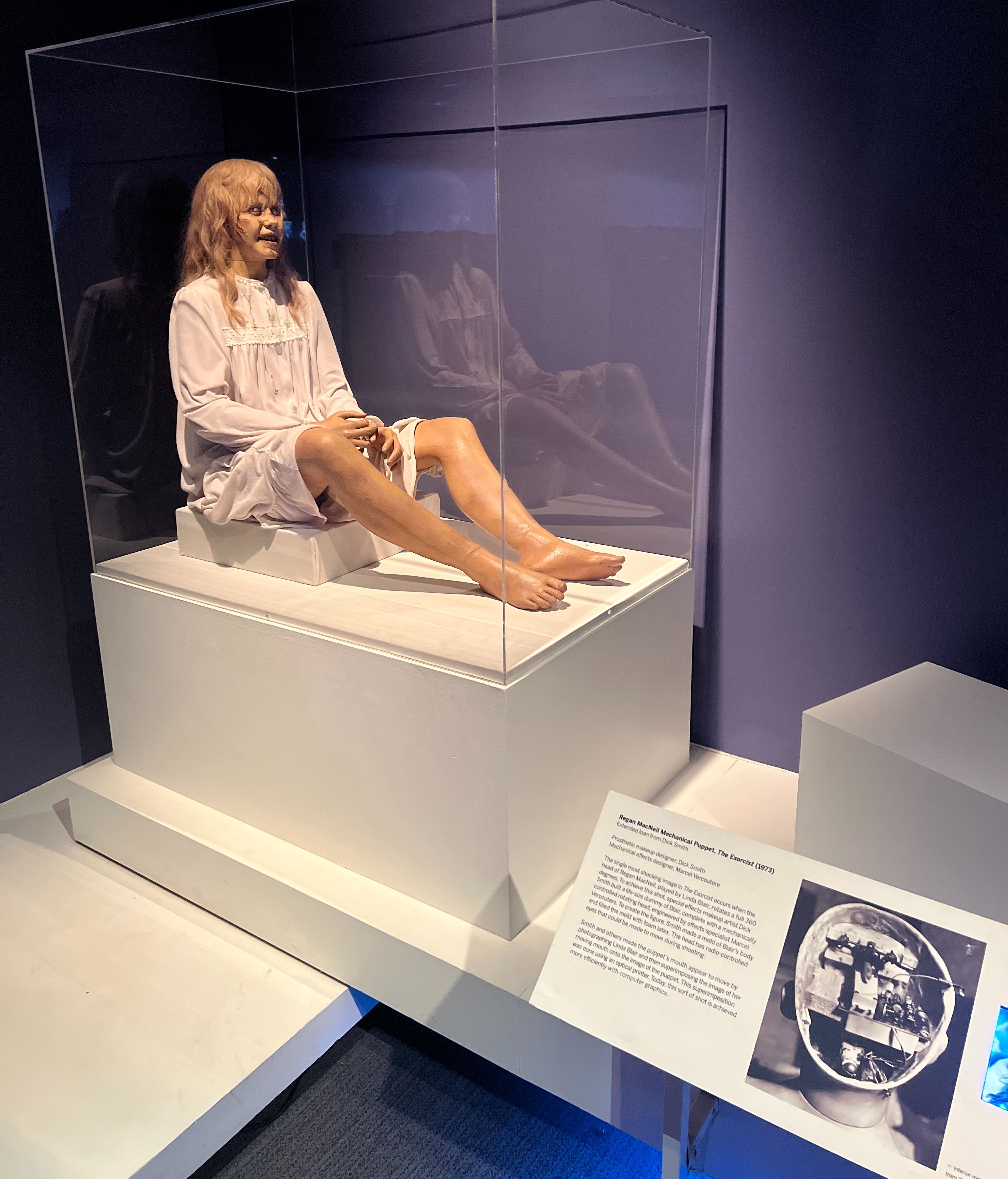 Maqueta de la niña de 'El Exorcista', en el Museum of Moving Image de Nueva York