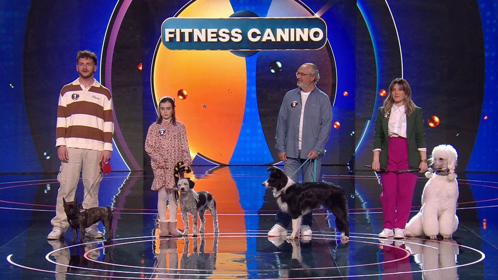 ¿Adivinas cuál de estos desconocidos hace fitness canino? Pilar no se arriesga y pierde parte de su premio Adivina qué hago Temporada 1 Top Vídeos 9