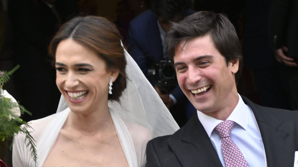 Carmen Gómez-Acebo y Borja Álvarez de Estrada en su boda