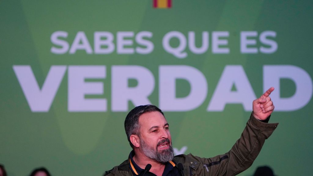 Santiago Abascal critica que Pedro Sánchez se "victimiza" y pide que convoque elecciones