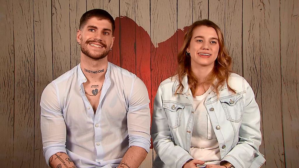 Sara y Pablo durante su cita en 'First Dates'