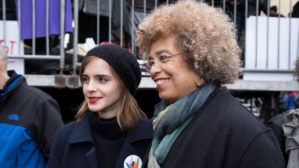 Angela Davis y una fan.