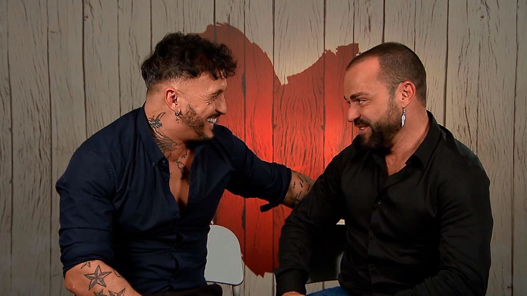 Manuel y Jorge durante su cita en 'First Dates'