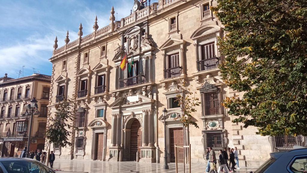 Archivo - Sede del TSJA en Granada.