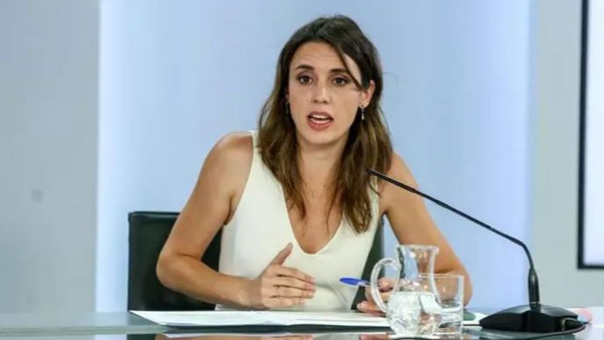 Irene Montero acusa a Isabel Díaz Ayuso de "financiar la máquina del fango"