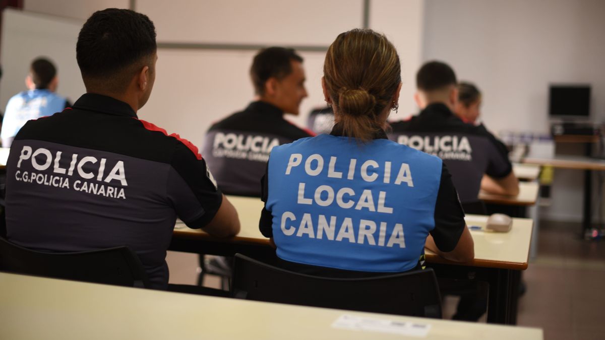 Agentes de la Policía de Canarias en una imagen de archivo.