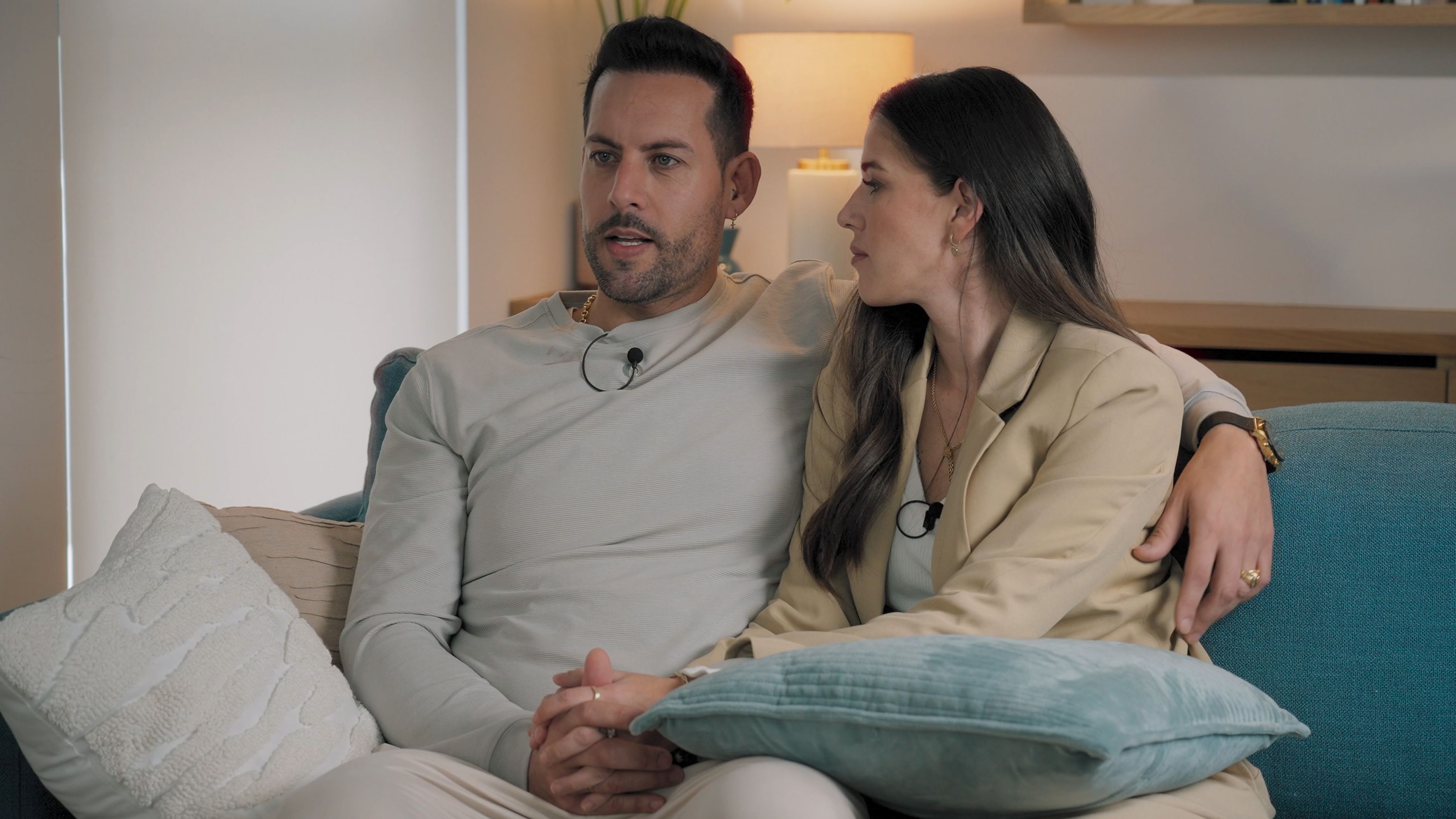 Julia Menú García y su pareja