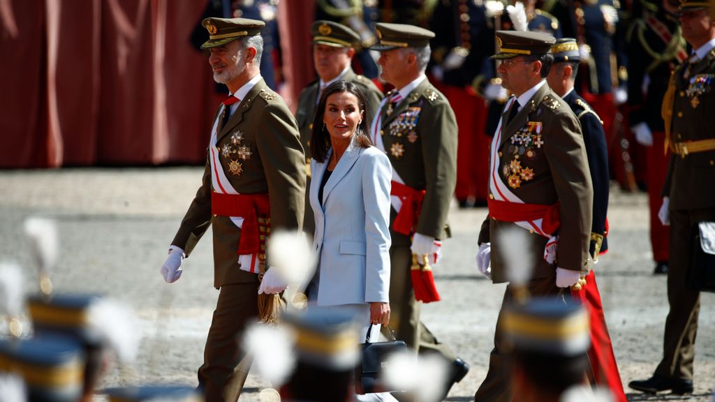 La jura de bandera del rey Felipe VI en Zaragoza con la presencia de la princesa Leonor como alumna cadete