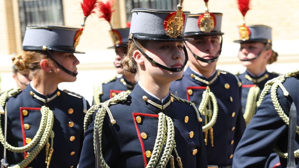 La princesa Leonor en la jura de bandera de Feipe VI