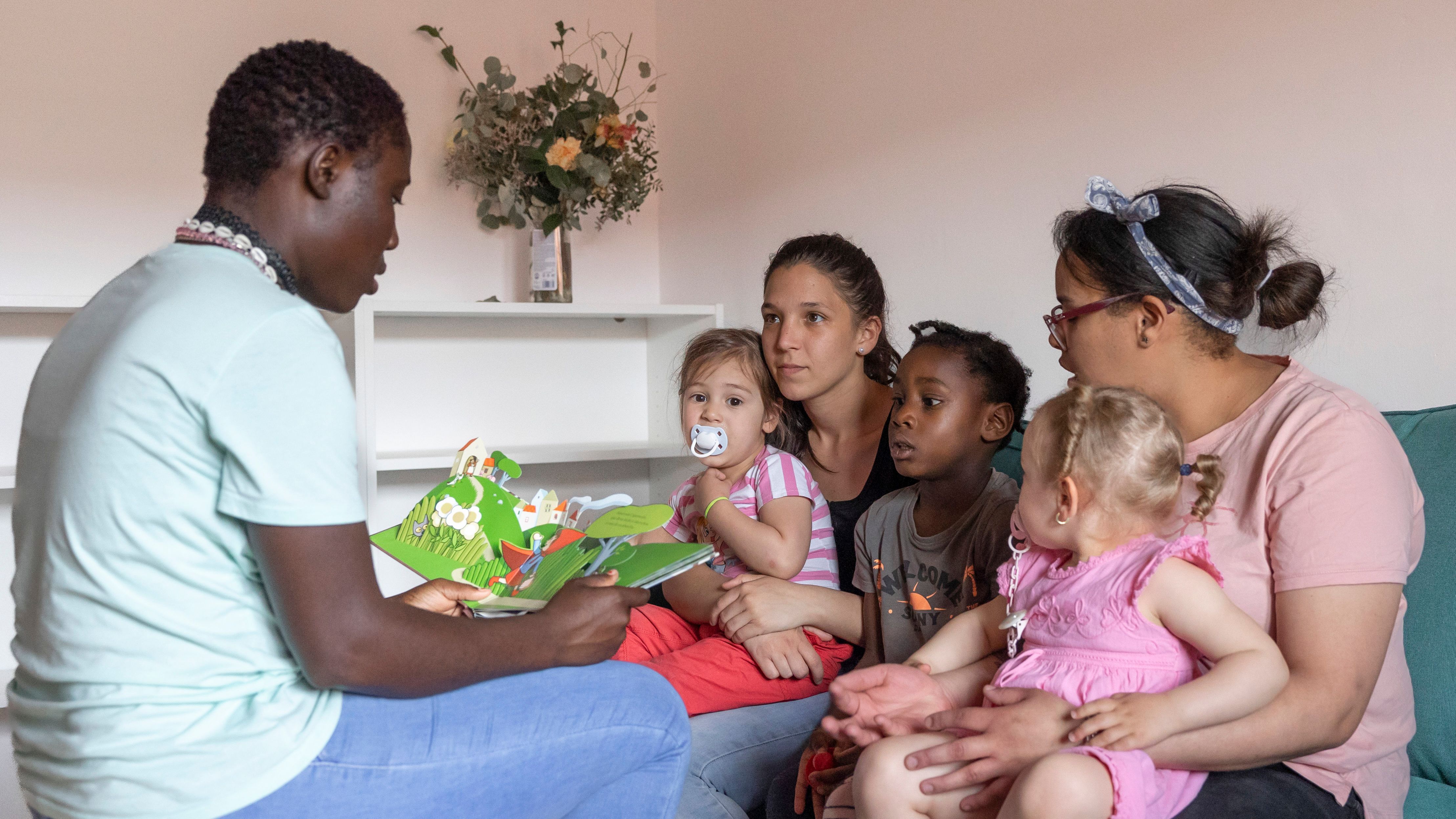 El empoderamiento de las madres con discapacidad El empoderamiento de las madres con discapacidad