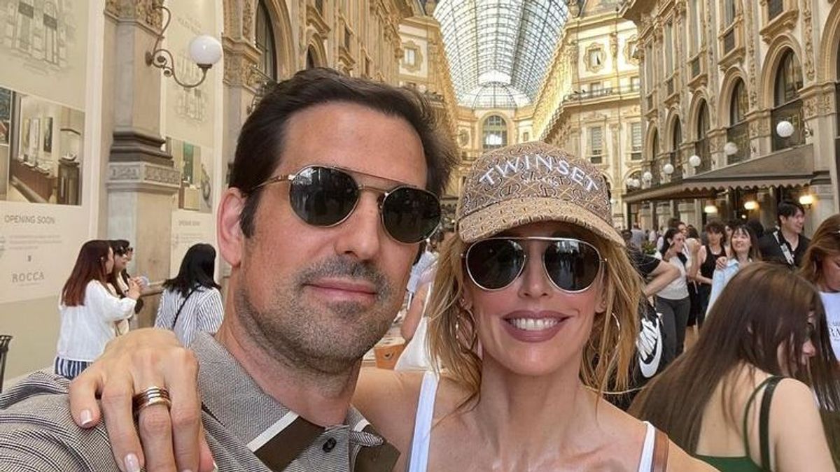 Emma García junto con Aitor, su marido.