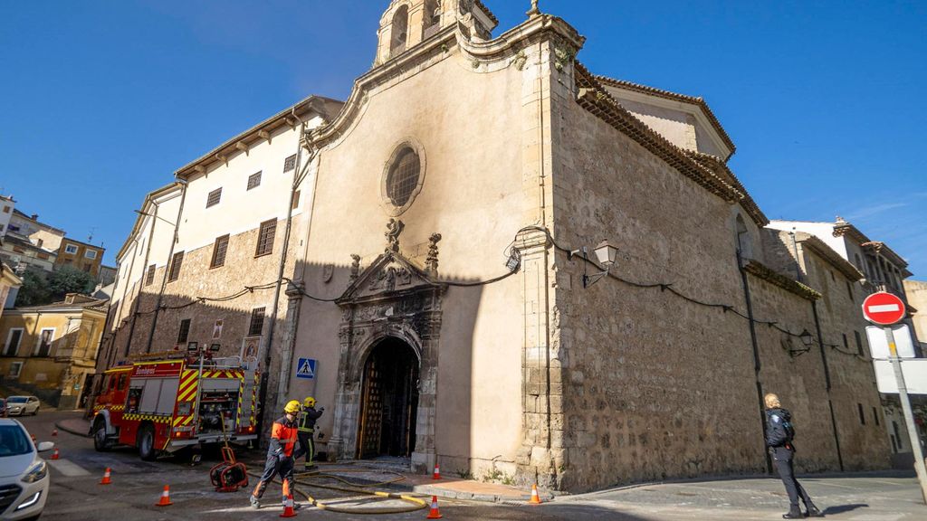Prisión provisional sin fianza para el hombre que incendió la puerta del convento de las Concepcionistas de Cuenca.